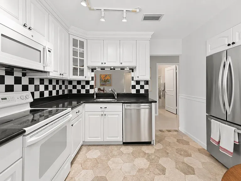 15234 Lakes Of Delray Blvd #276 — Photo 7