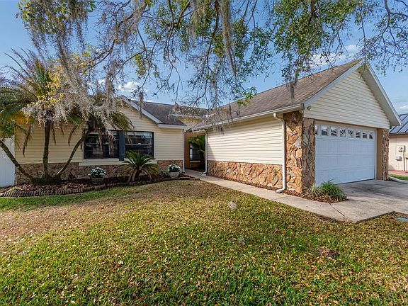 3rd image of 1707 Jillian Rd