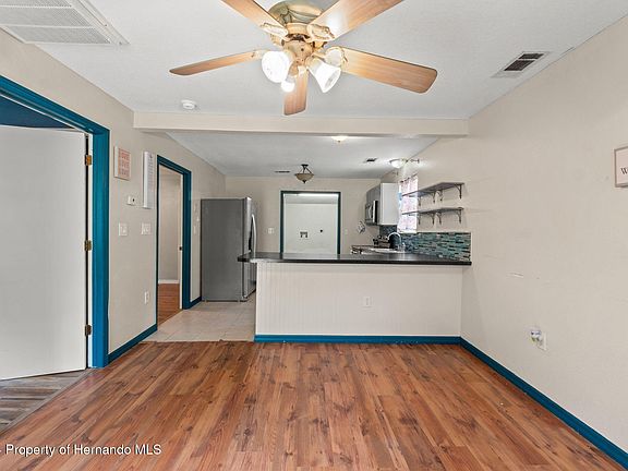 2nd image of 20098 Wildwood Dr