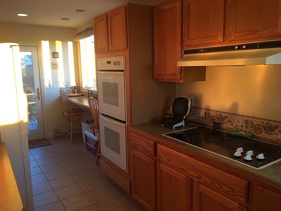 Well-equipped kitchen with all of the amenities