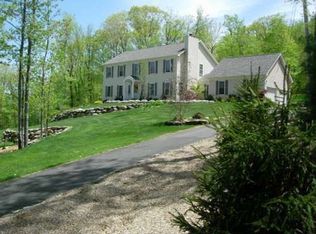 642 Snake Den Rd, West Milford, NJ 07480