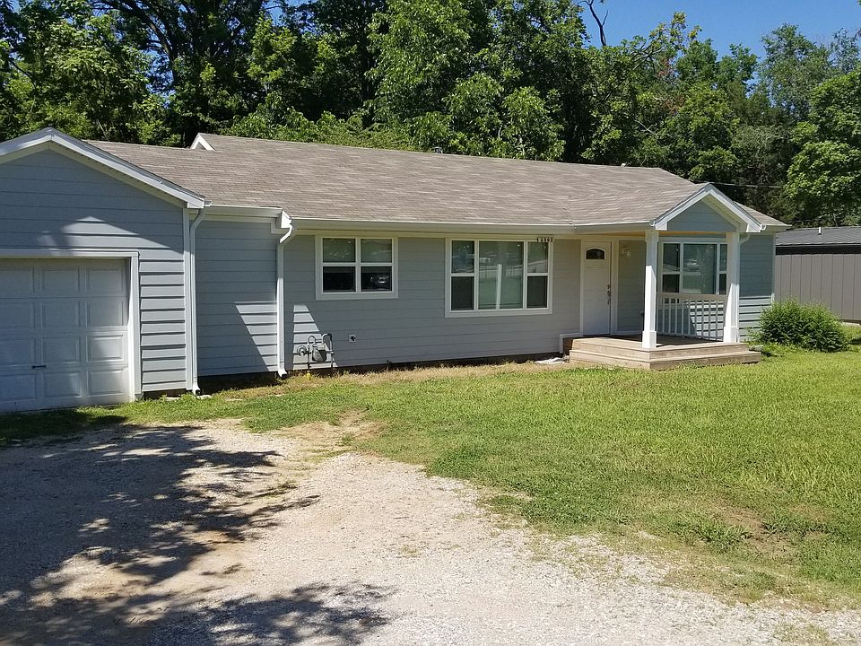 2nd image of 2302 W Wedington Dr
