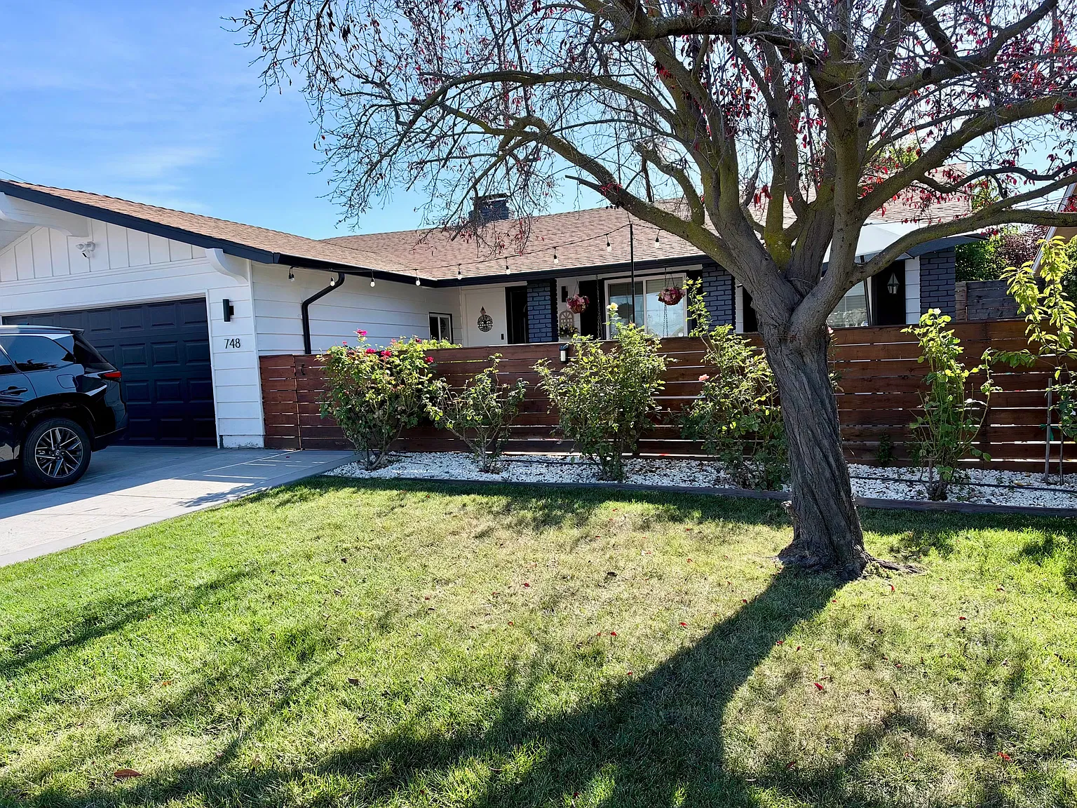 3 bed, 1484 sqft, $4,500 — Photo 1