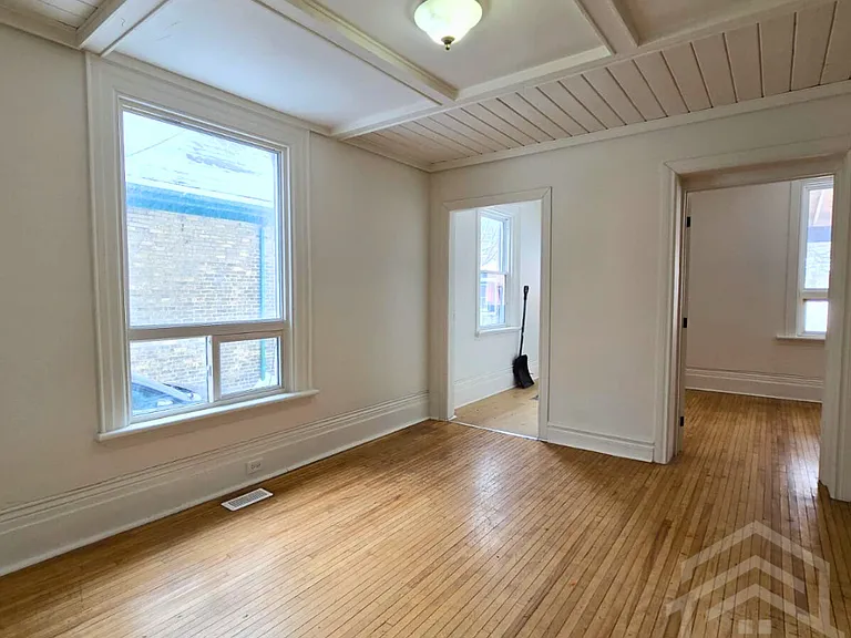 358 Glebe St #1 — Photo 2