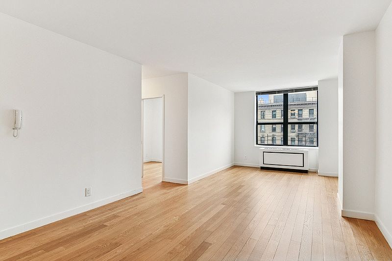 1st image of 247 W 87th St APT 6H