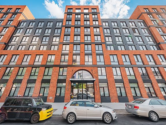 5th image of 1010 Pacific St #110