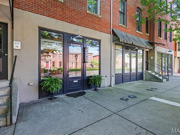 3rd image of 3245 Domain St