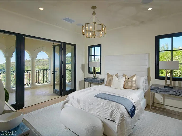3 Del Mar — Photo 37
