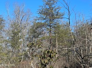 396 Cleggan Dr, Crossville, TN 38572