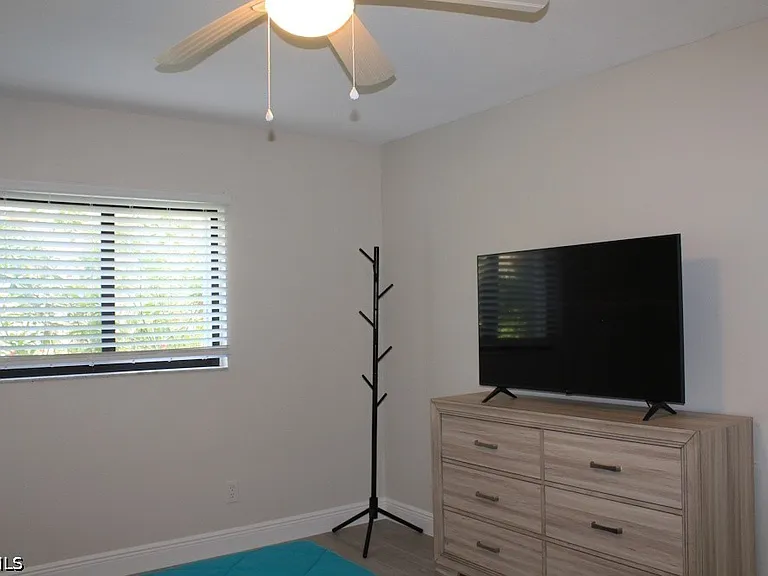 6328 Sugar Bush Ln #B — Photo 17