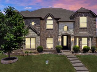 8102 Fallbrook Dr, Sachse, TX 75048