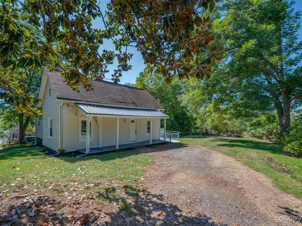 164 Old Church St, Mooresboro, NC 28114