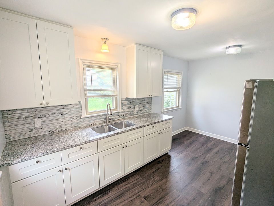 1st image of 1911 Orange Ave E #1