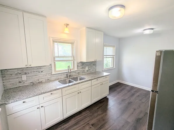 1911 Orange Ave E #1, Saint Paul, MN 55119