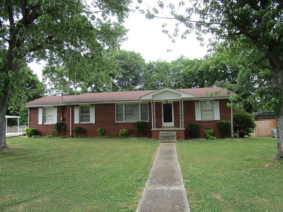 1st image of 127 Burrum Dr