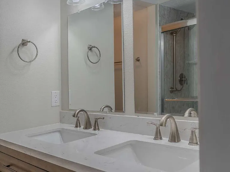 7020 N Highway 1 #102 — Photo 24
