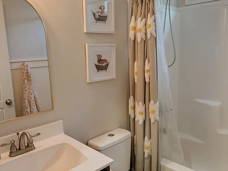 1201 Elizabeth Ln — Photo 26