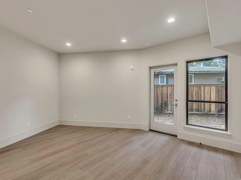 1229 Lincoln Ave #101 — Photo 15
