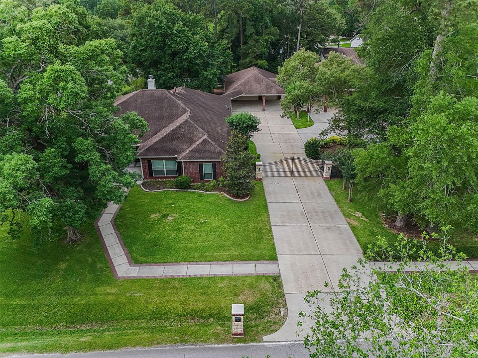 1st image of 700 Carriage Hills Blvd