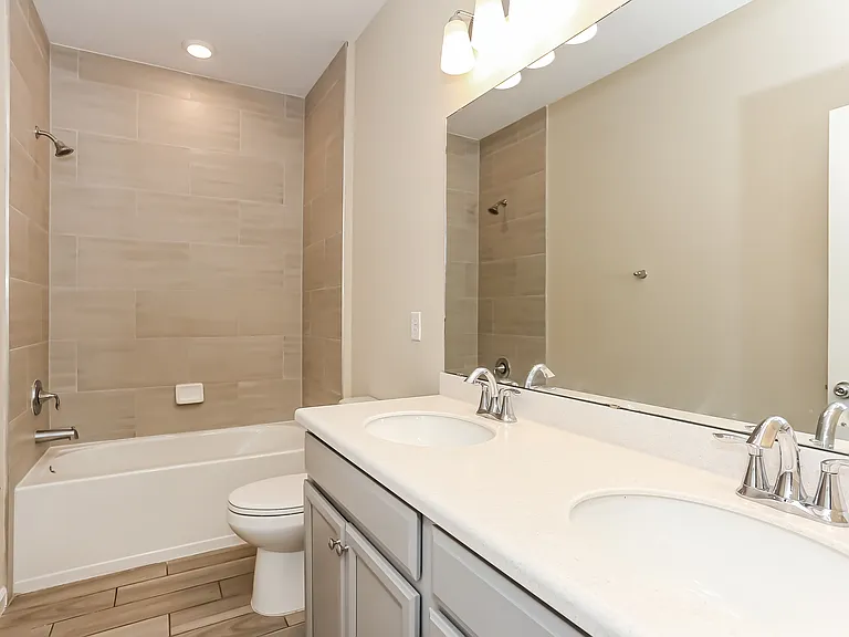 2111 Major Oak St — Photo 14