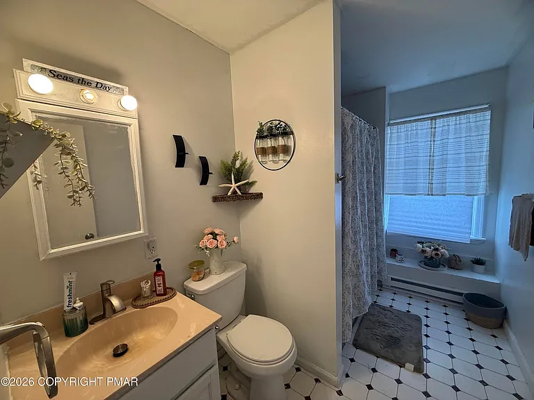 102 Island Ter — Photo 16