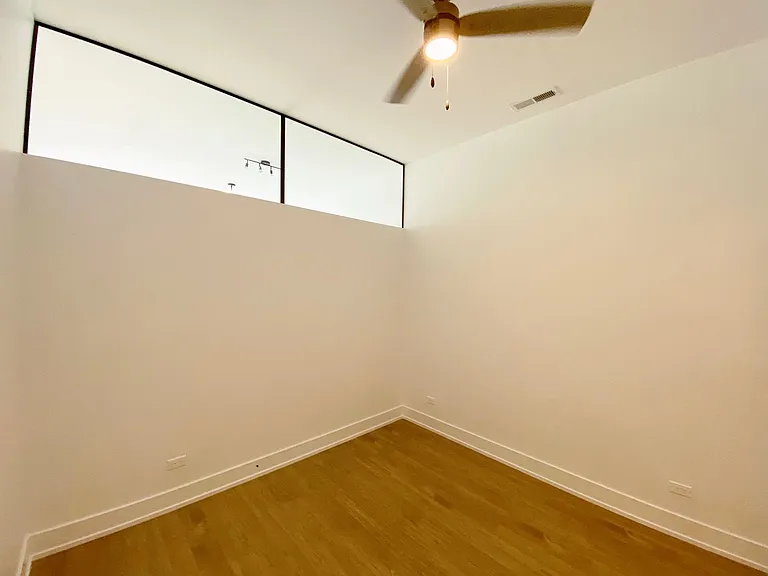 3312 N Halsted St #2F — Photo 13