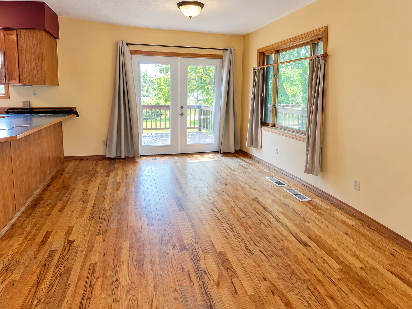 576 Kelly Road - Kalispell, MT — Photo 4