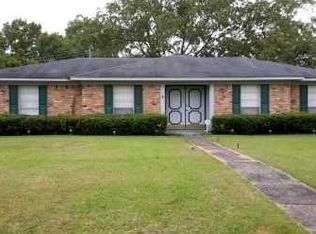 1723 Dover St, Mobile, AL 36618