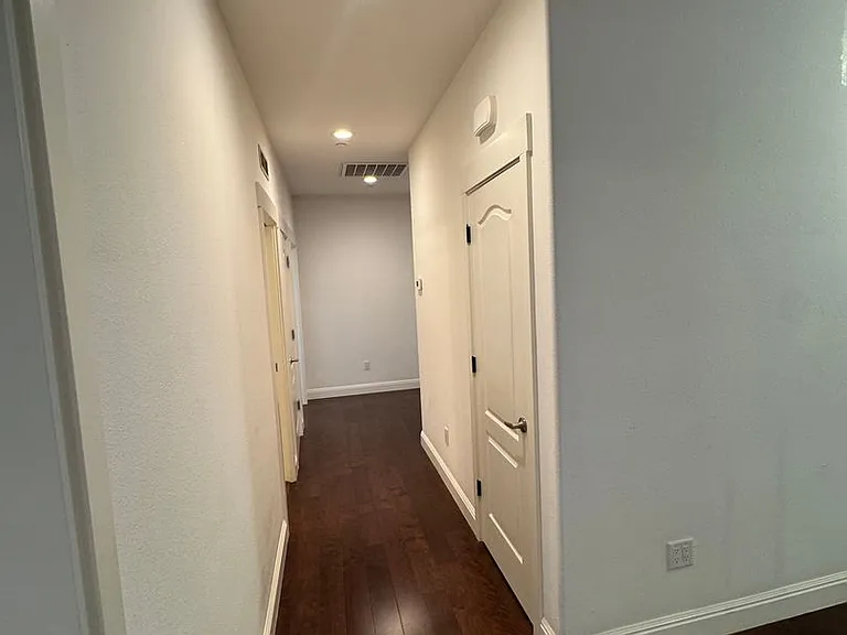 867 Hillcrest Dr — Photo 14