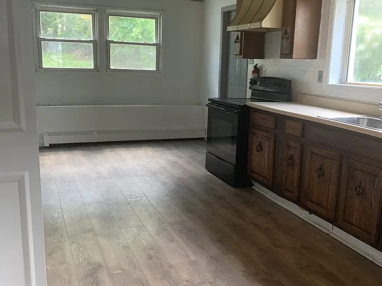 45-47 Kidder St #45 — Photo 11