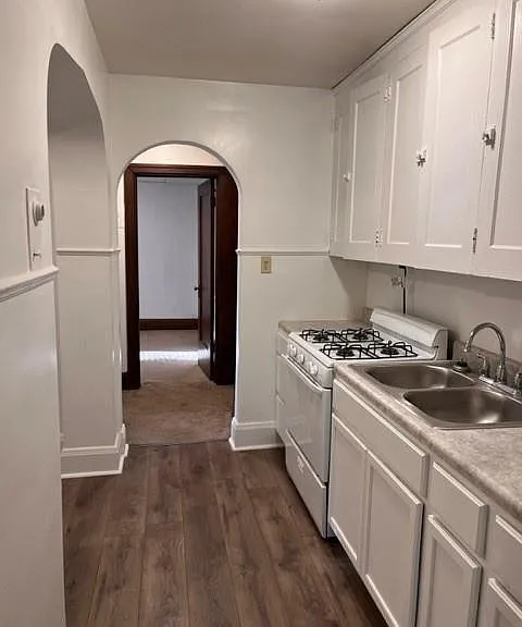 79 Frances Ave #100 — Photo 6