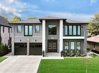 6644 N Knox Ave, Lincolnwood, IL 60712