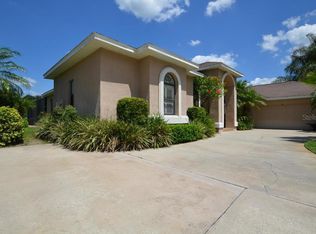 1218 Golf Meadow Blvd, Valrico, FL 33596