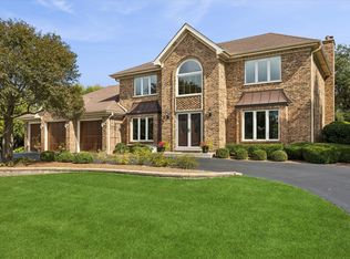700 Newcastle Ln, Prospect Heights, IL