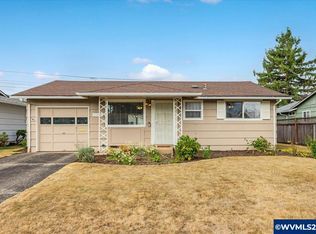 1525 Walton Way, Woodburn, OR 97071