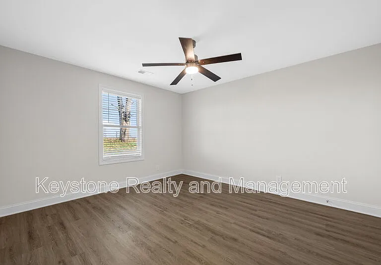 105 Mace Ln #A — Photo 10