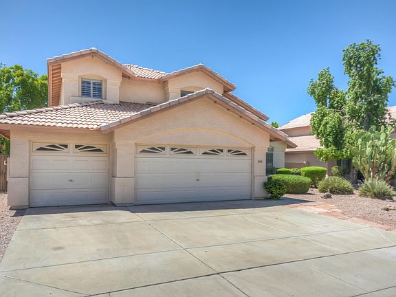 3rd image of 5609 W Tonopah Dr
