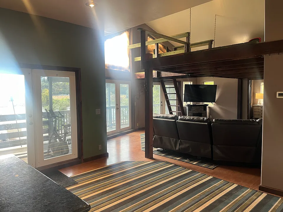 2181 Garden Hwy #1