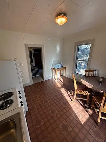 1 bed, 300 sqft, $1,450 — Photo 4