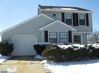 24 Sycamore Dr, Blackwood, NJ 08012
