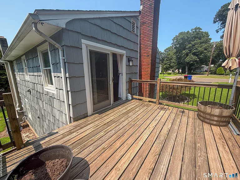 17 Kingsbury Rd — Photo 30