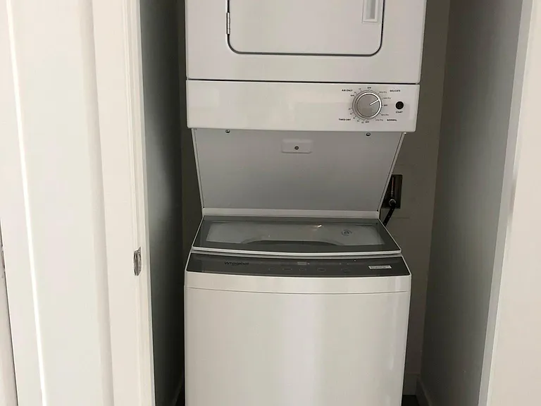 1600 NE 1st Ave #2021 — Photo 7