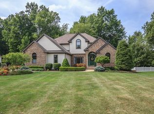 7556 Sweet Hollow Dr, Mentor, OH 44060