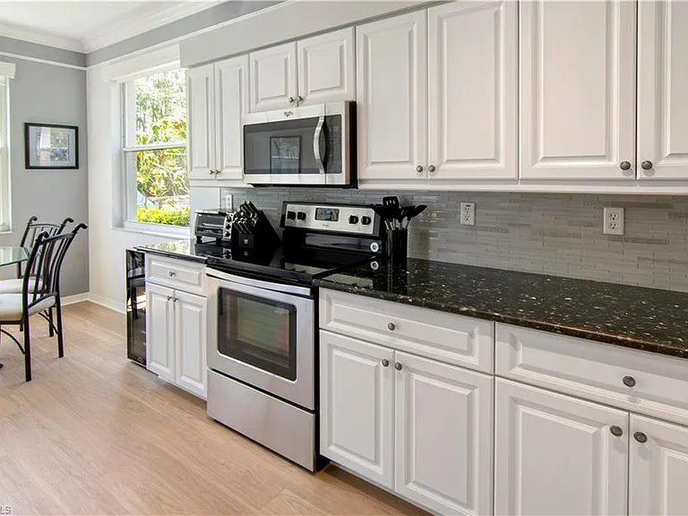 7515 Stoneybrook Dr #811 — Photo 10