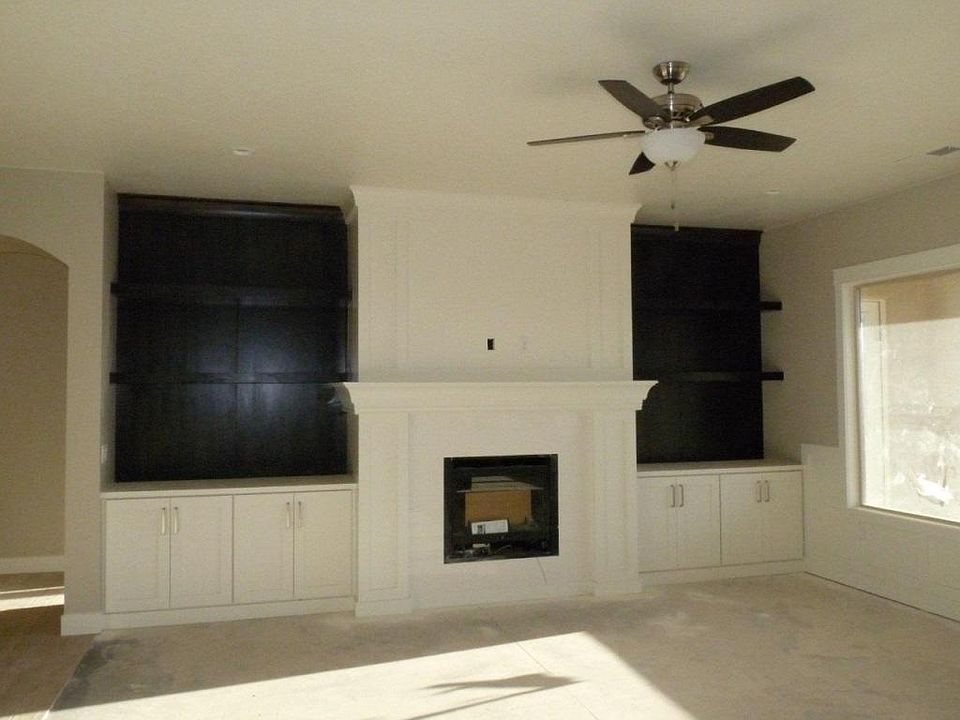 2nd image of 3014 S Gentry Ln