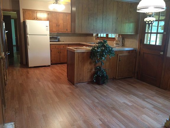 2nd image of 6820 Tanglewood Dr
