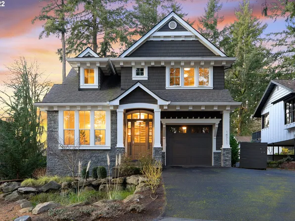 14711 Uplands Dr, Lake Oswego, OR 97034