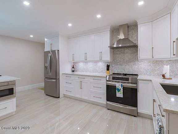 5th image of 4800 Ocean Beach Blvd APT 104