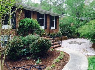 1322 Pineview Dr, Raleigh, NC 27606