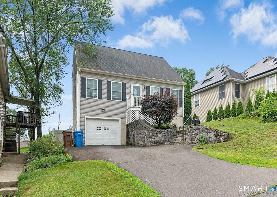 1st image of 18 Perry Hill Road